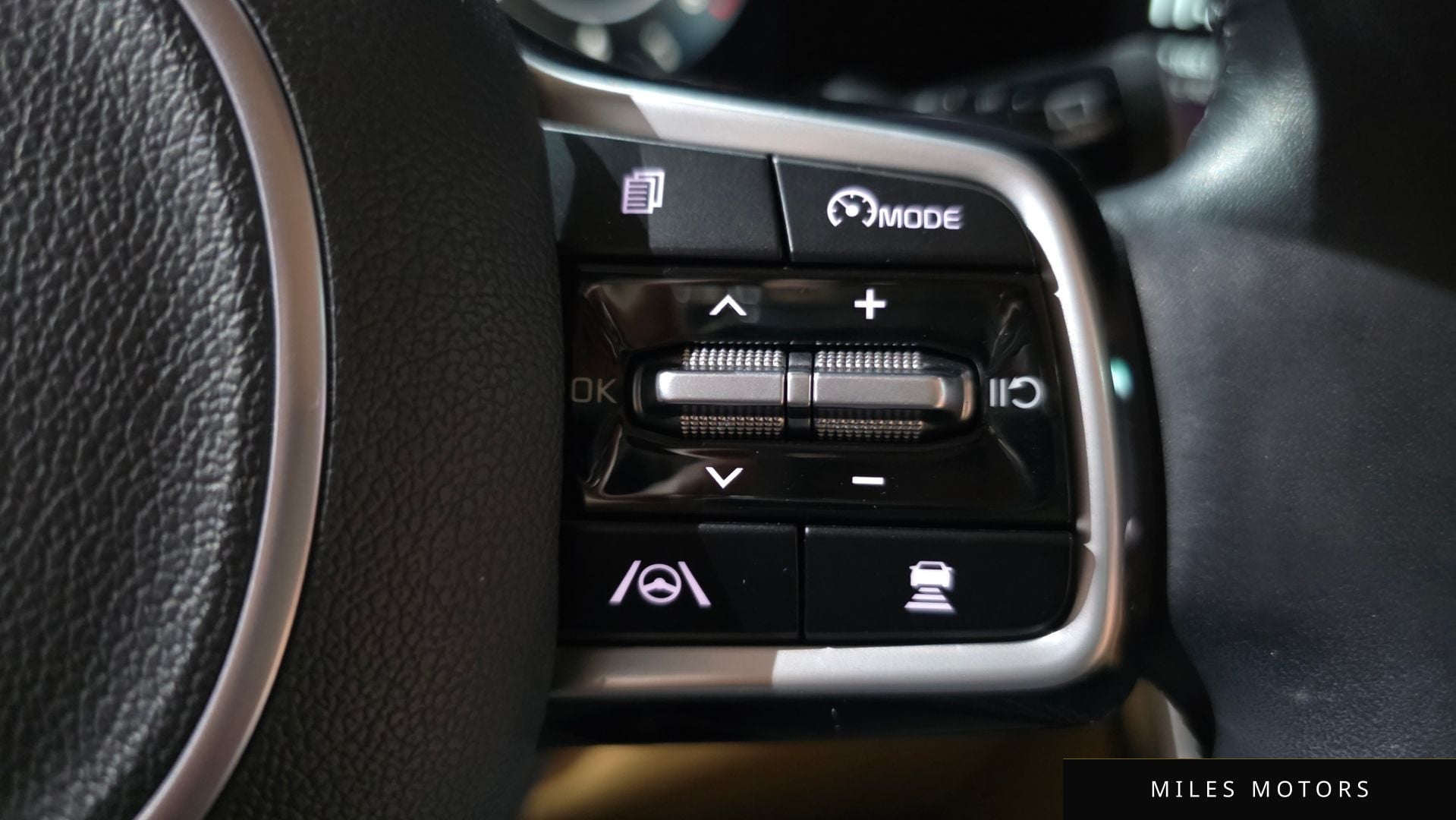 Kia Carnival 2022 — миниатюра 17