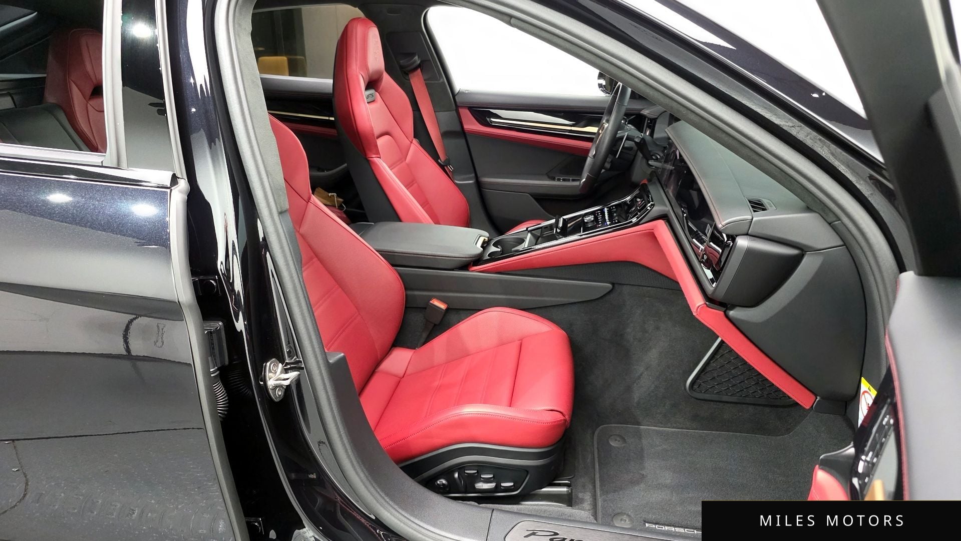 Porsche 파나메라 (976) 2025 — миниатюра 10