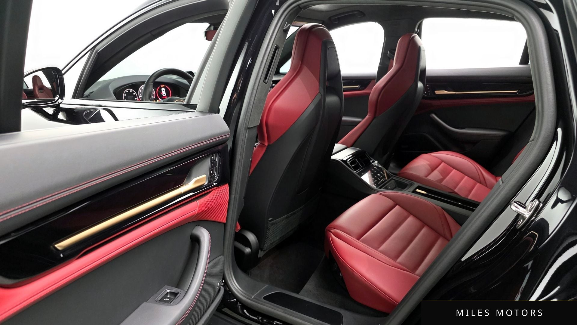 Porsche 파나메라 (976) 2025 — миниатюра 12