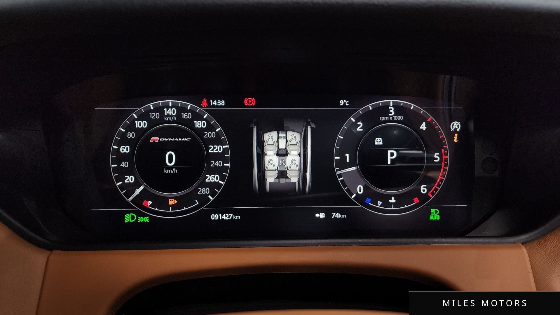 Land Rover 레인지로버 벨라 2018 — миниатюра 8