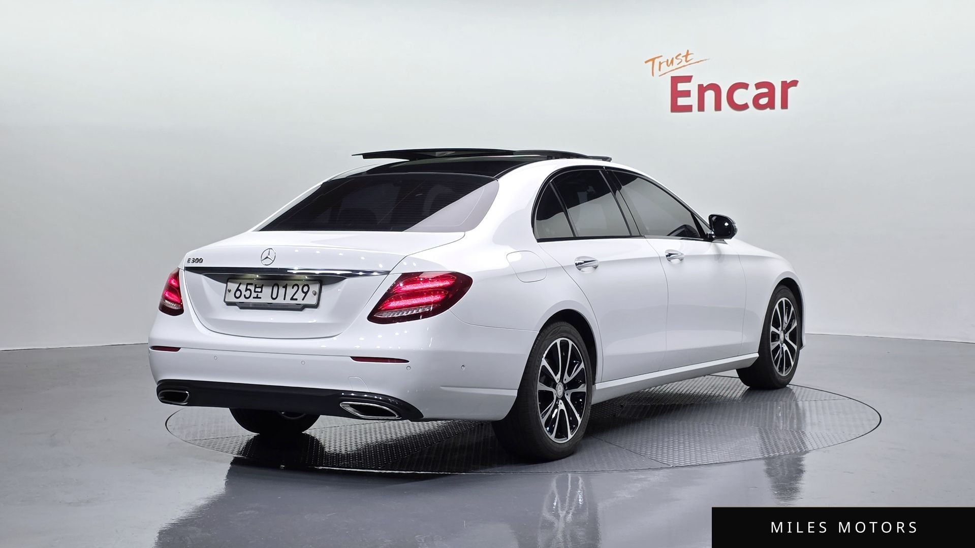 Mercedes-Benz E-Class W213 2017 — миниатюра 2