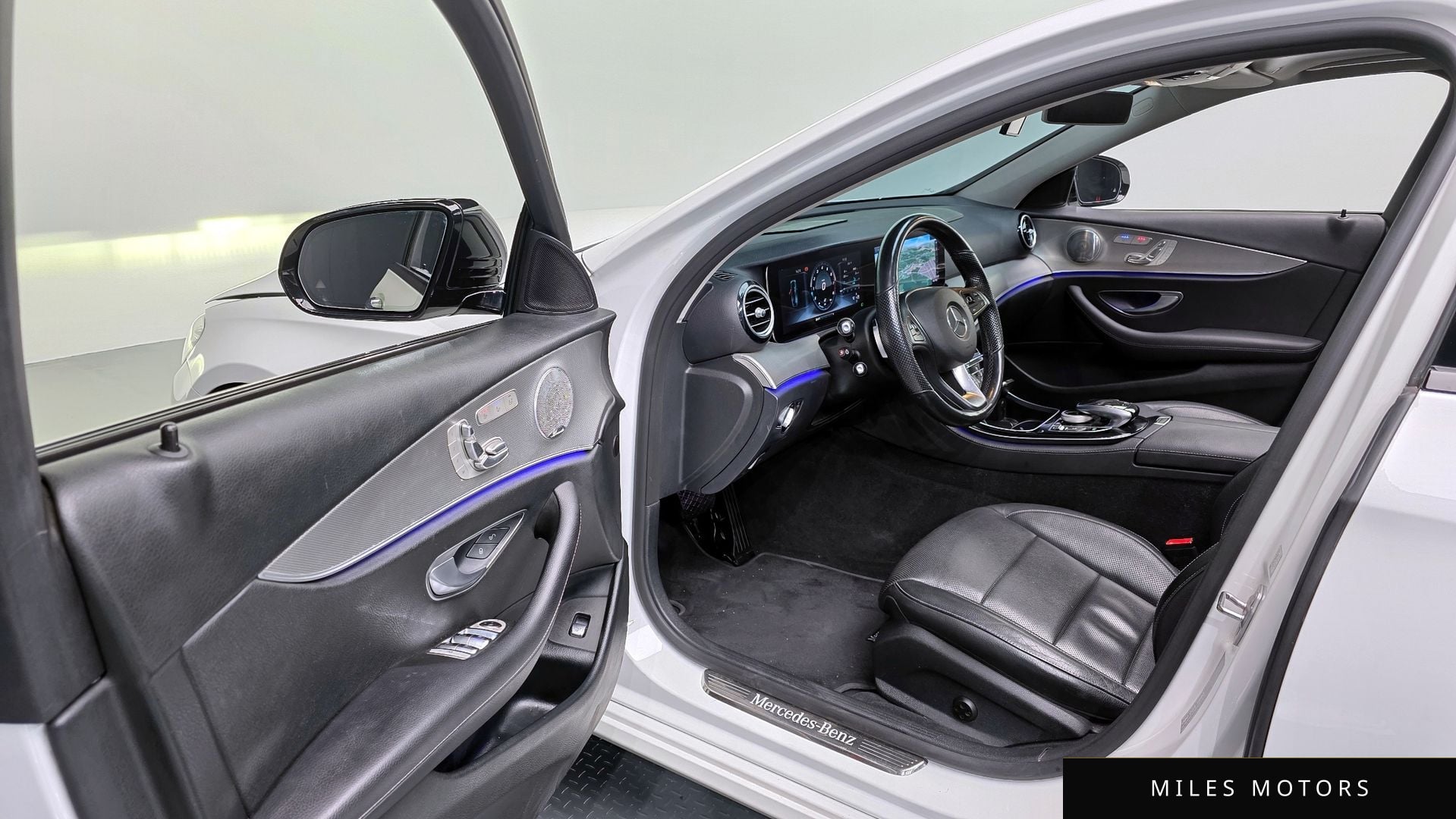 Mercedes-Benz E-Class W213 2017 — миниатюра 11