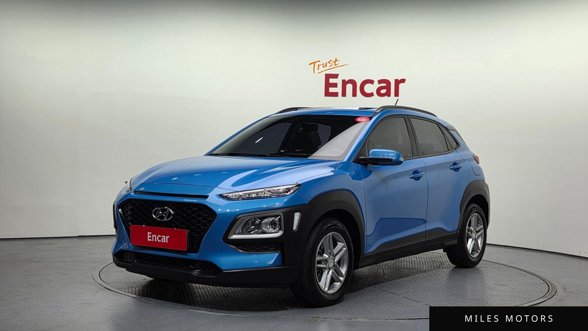 Hyundai Kona 2018 — фото 1 из 12