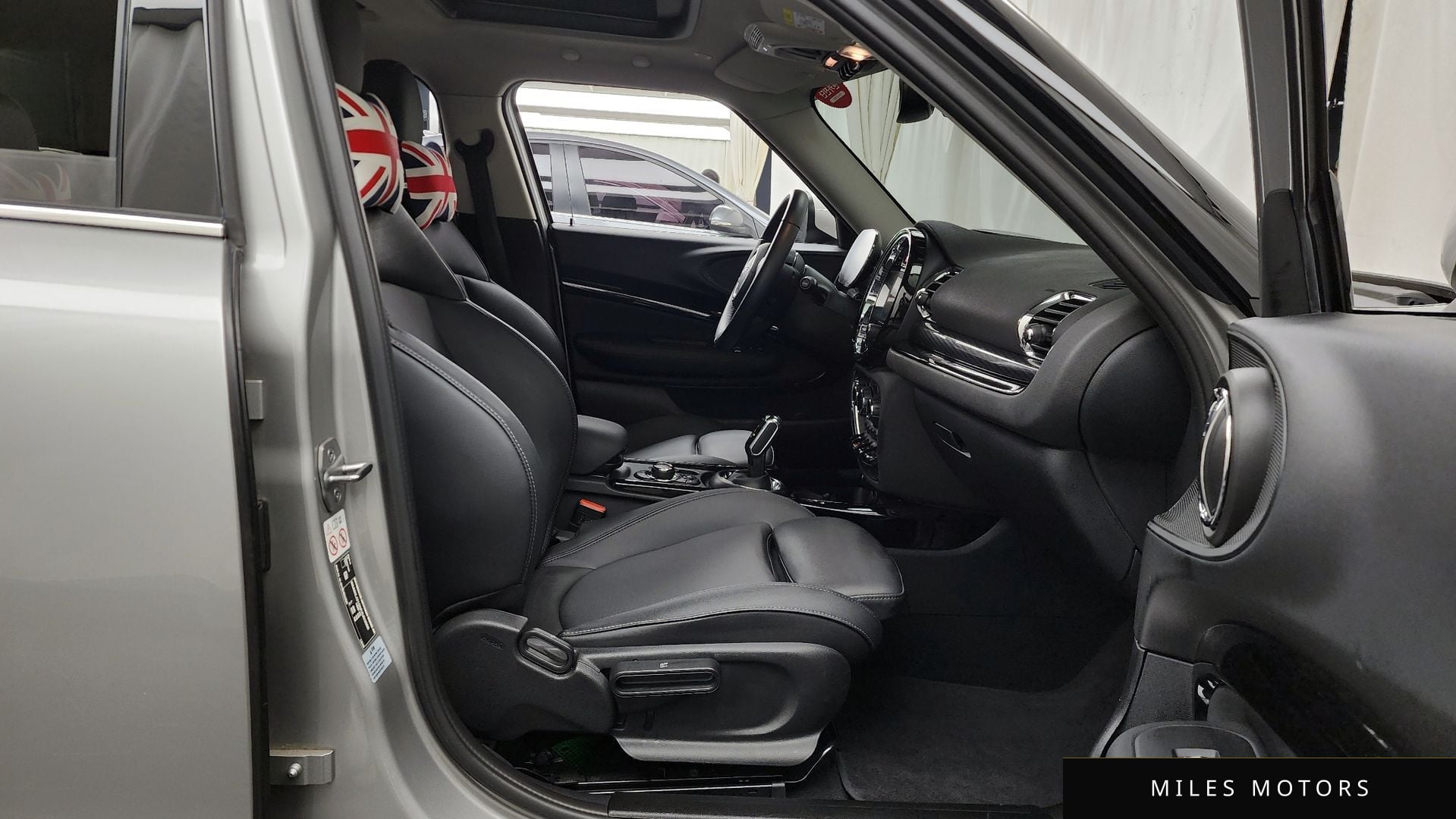 MINI Clubman 2023 — миниатюра 11