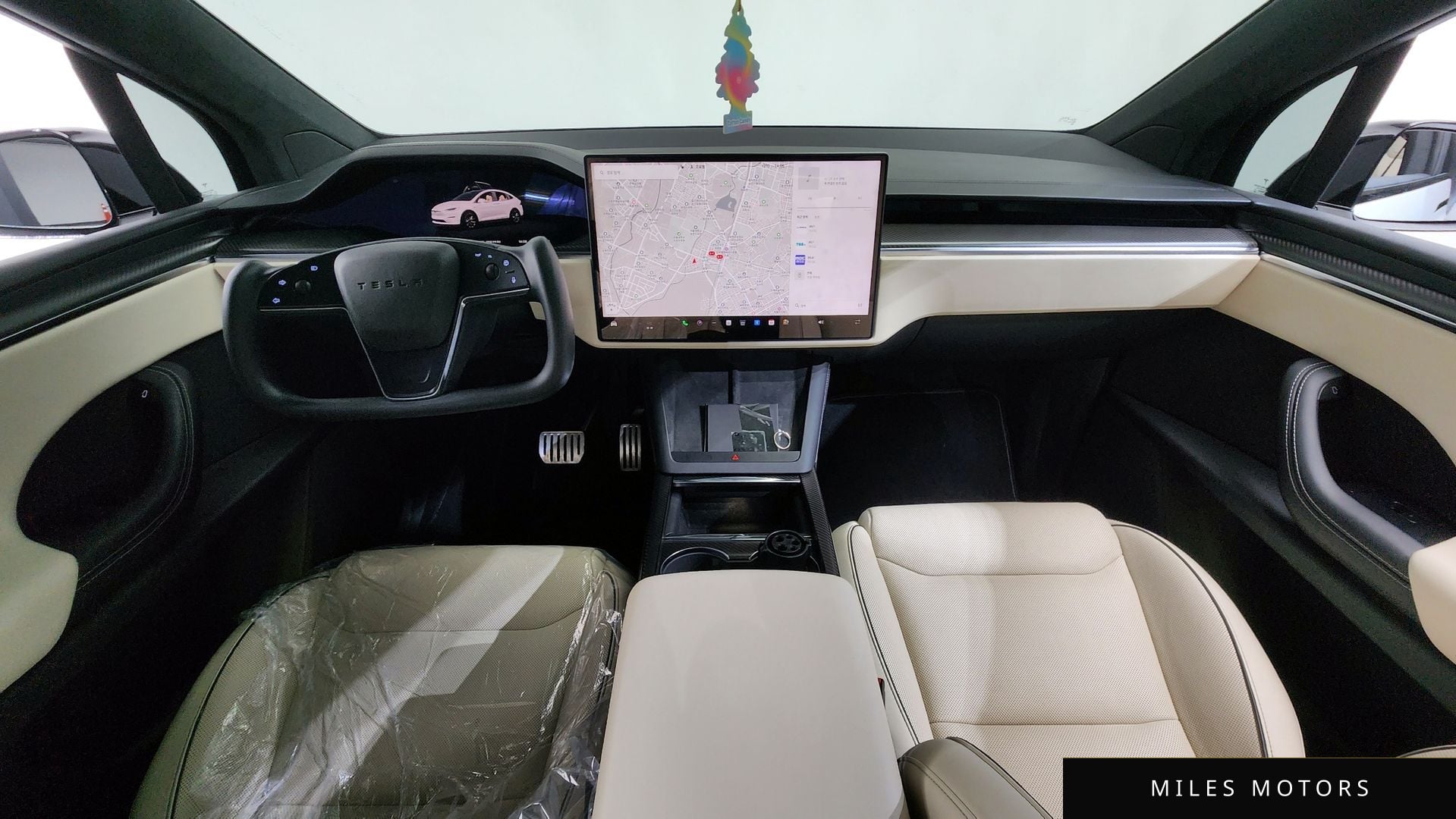 Tesla 모델 X 2023 — миниатюра 7