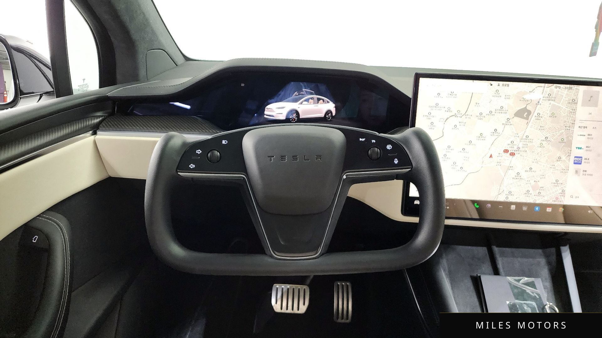 Tesla 모델 X 2023 — миниатюра 13