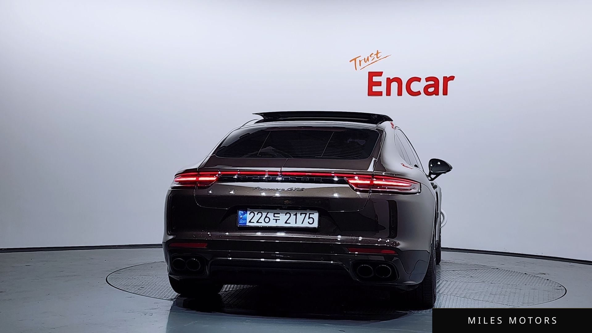 Porsche Panamera 2019 — миниатюра 4
