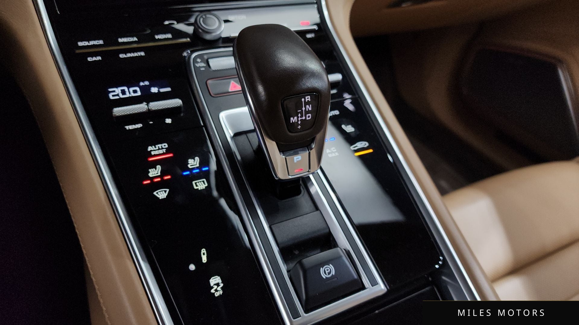Porsche Panamera 2019 — миниатюра 9
