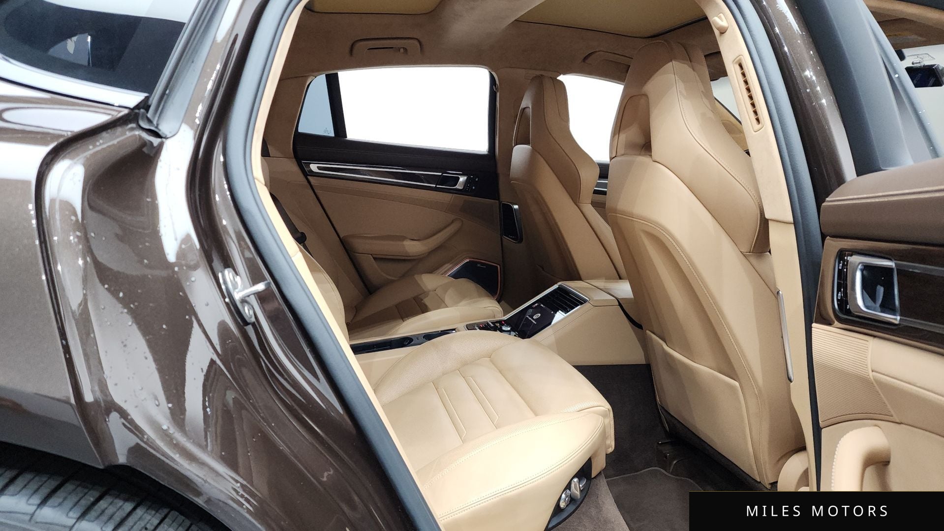 Porsche Panamera 2019 — миниатюра 12