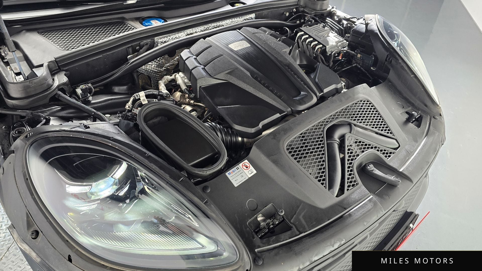Porsche 마칸 2023 — миниатюра 6