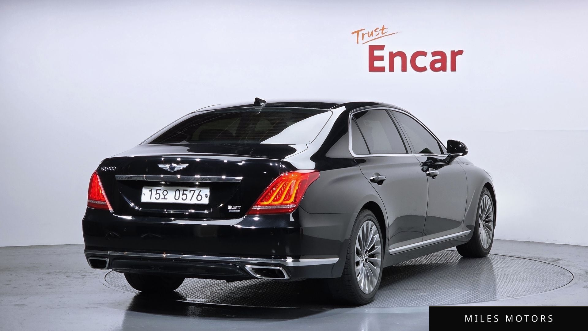 Genesis EQ900 2016 — миниатюра 2