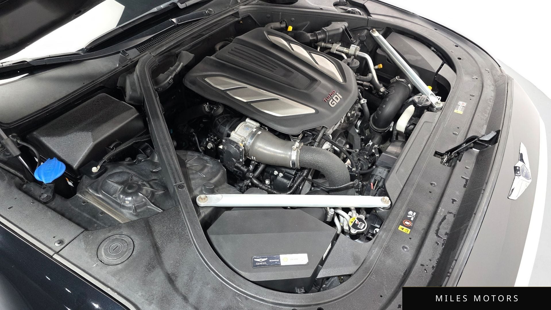 Genesis EQ900 2016 — миниатюра 6