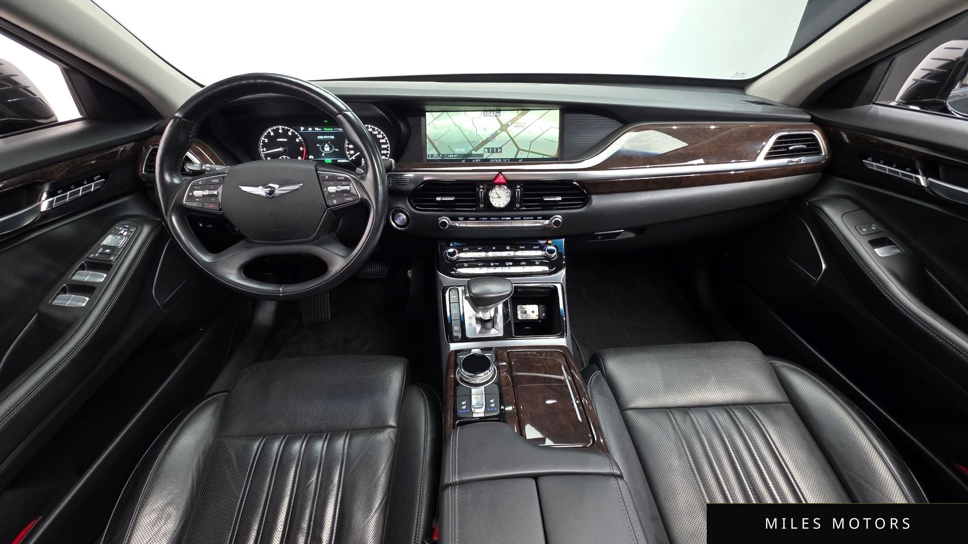 Genesis EQ900 2016 — миниатюра 7