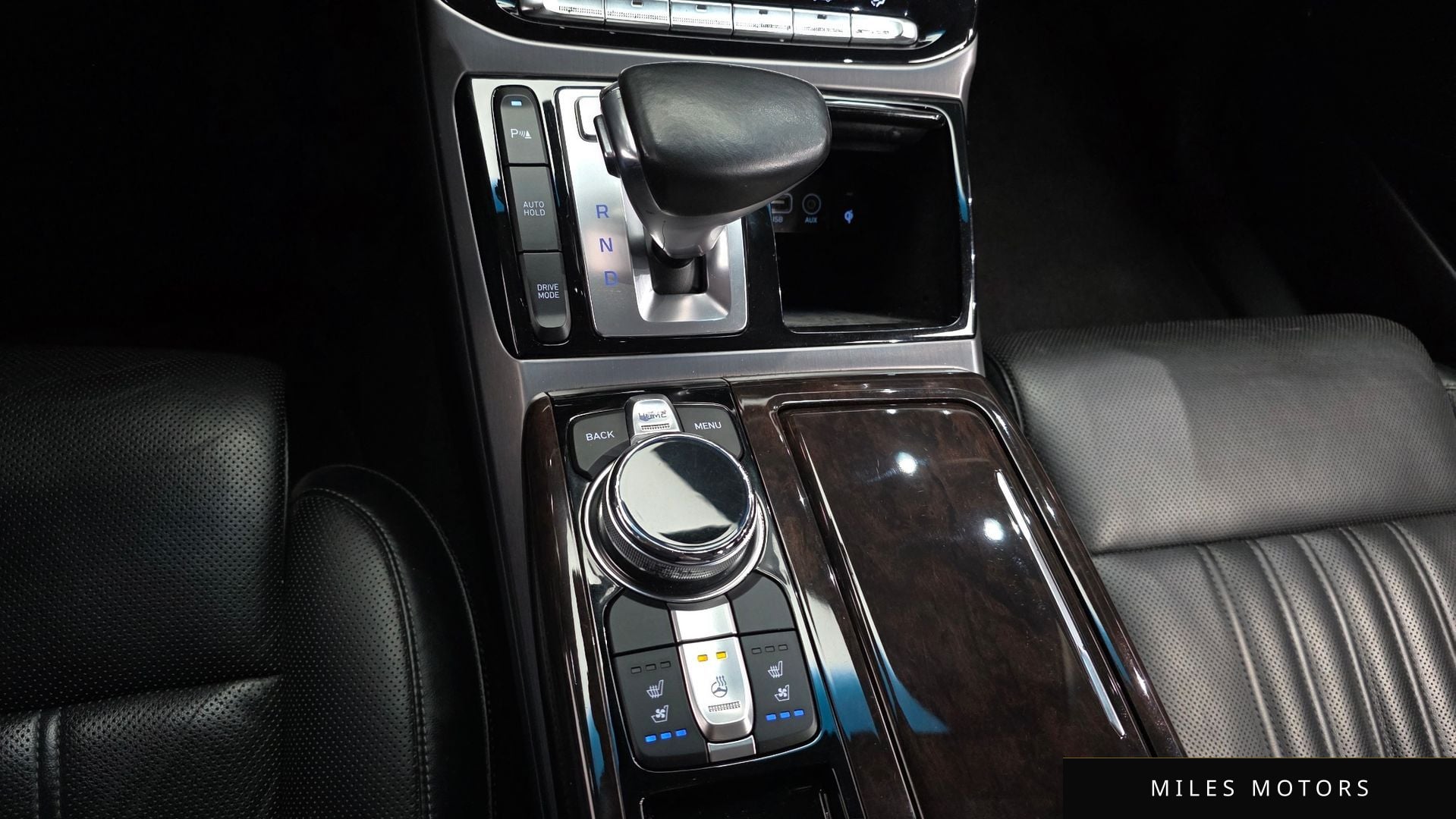 Genesis EQ900 2016 — миниатюра 9