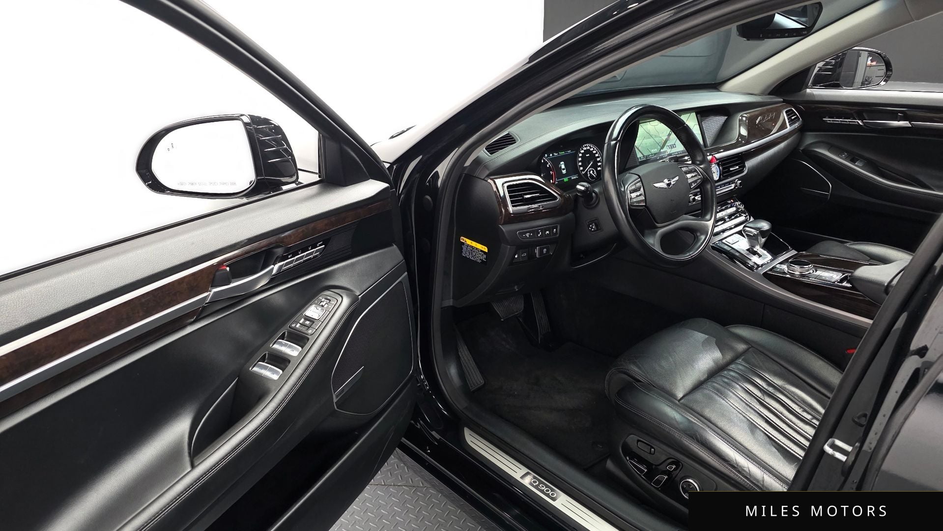 Genesis EQ900 2016 — миниатюра 11
