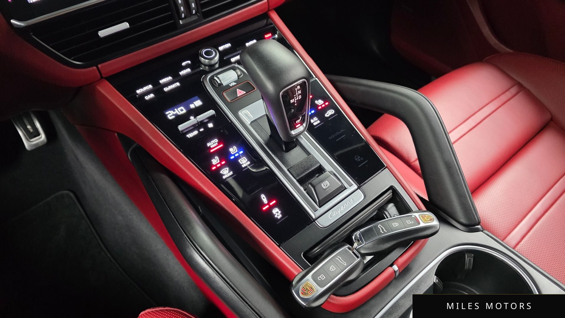 Porsche Cayenne 2020 — миниатюра 9