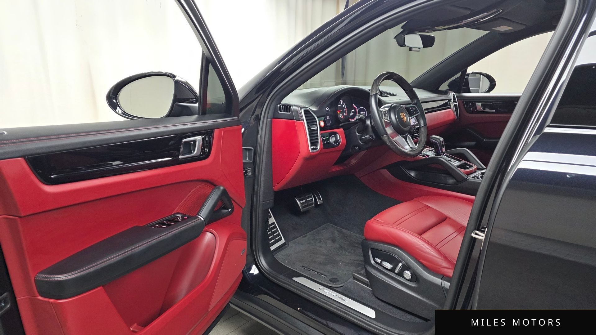 Porsche Cayenne 2020 — миниатюра 10