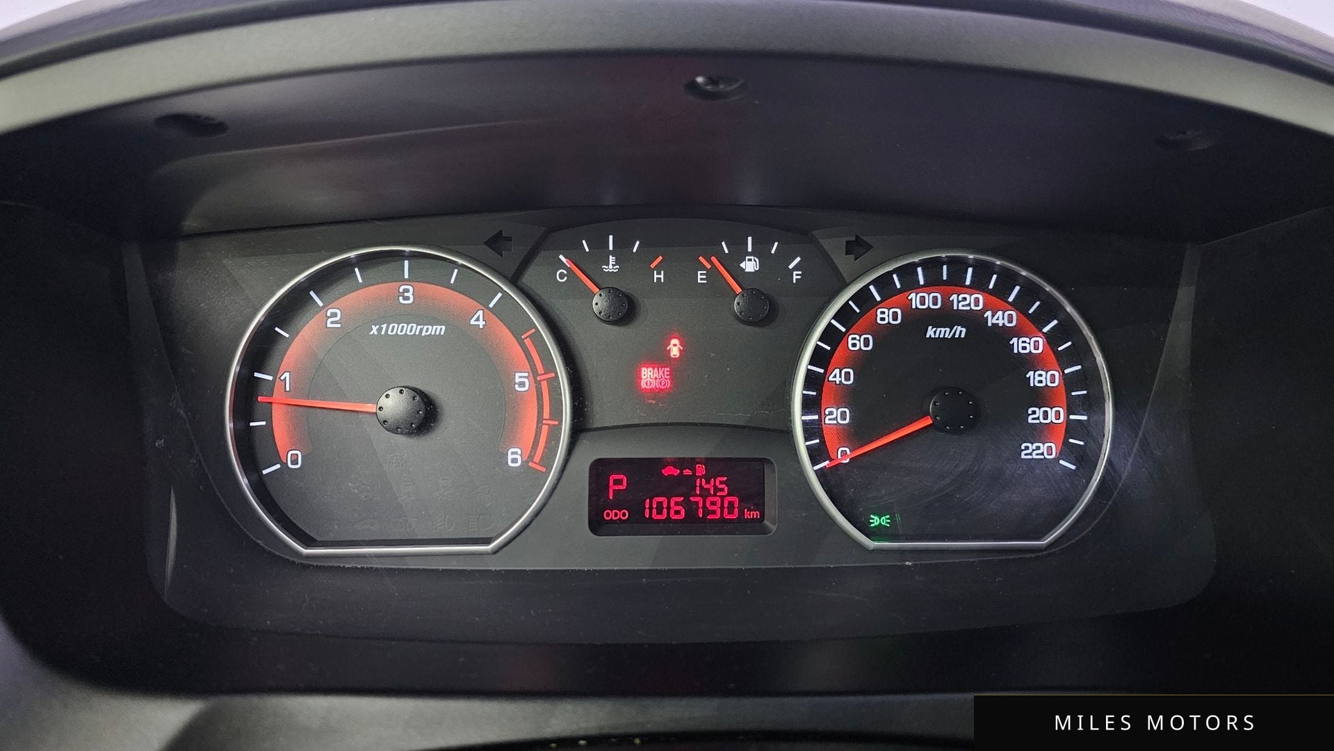 KG Mobility KORANDO 2016 — миниатюра 8