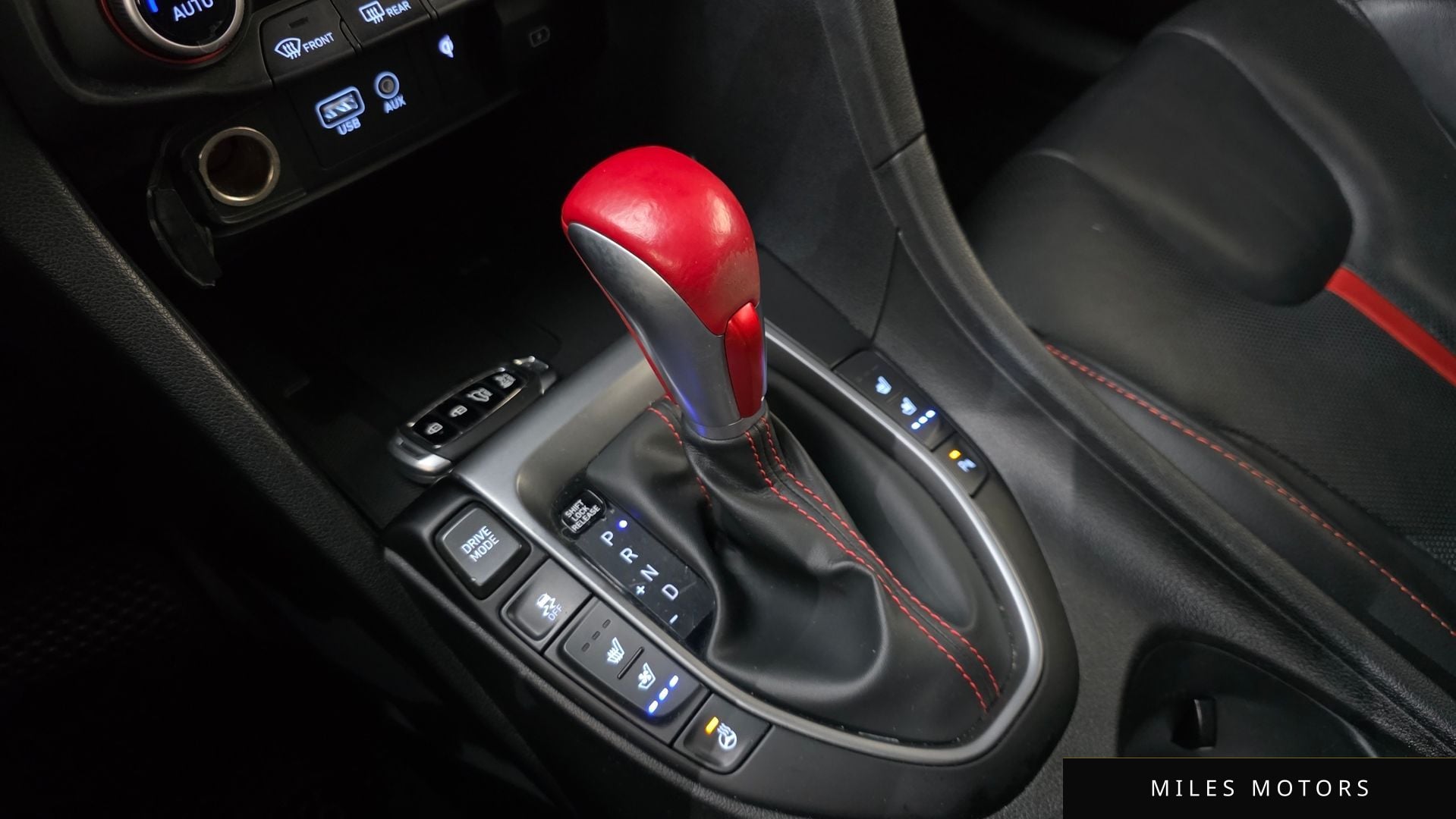Hyundai Veloster 2019 — миниатюра 9