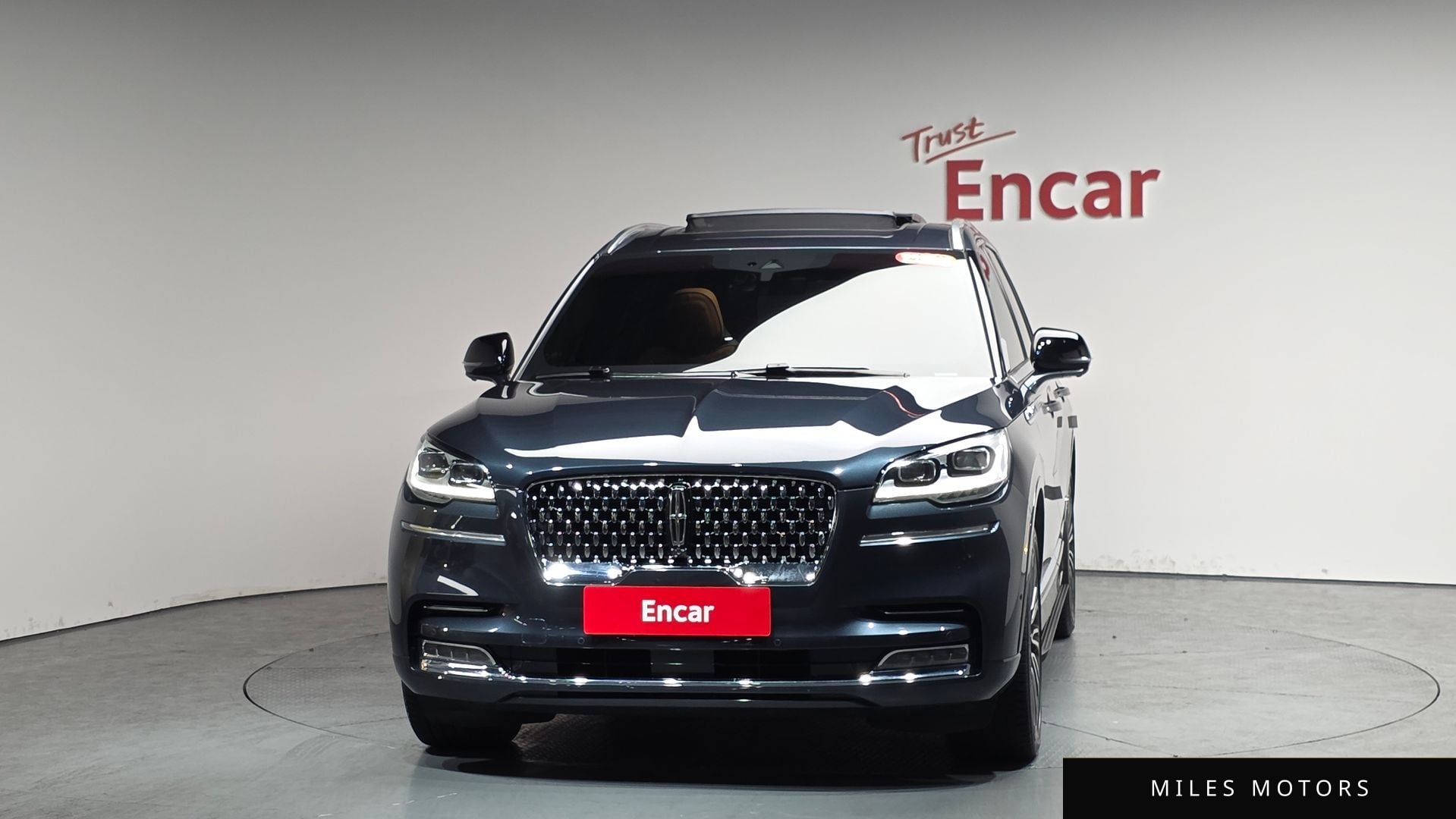 Lincoln Aviator 2023 — миниатюра 2