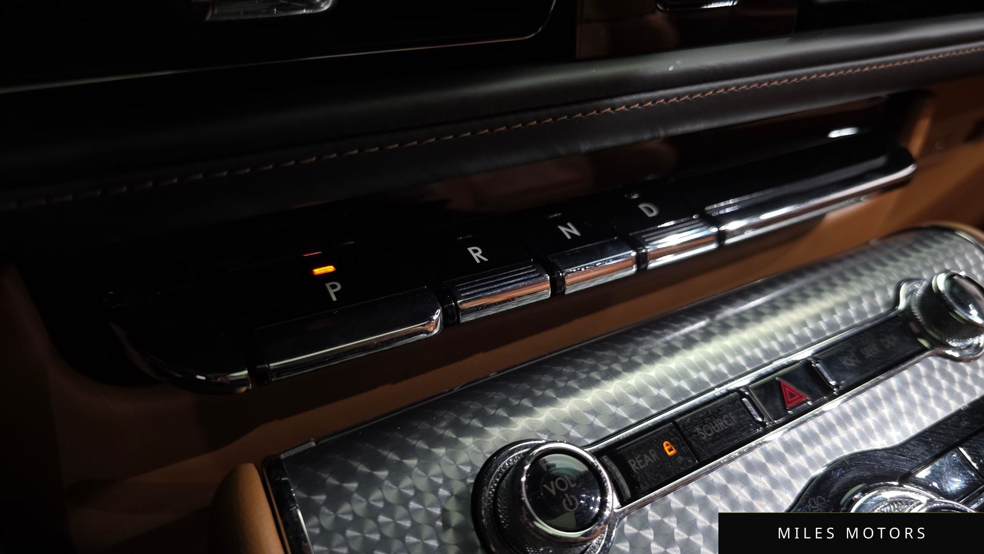 Lincoln Aviator 2023 — миниатюра 8