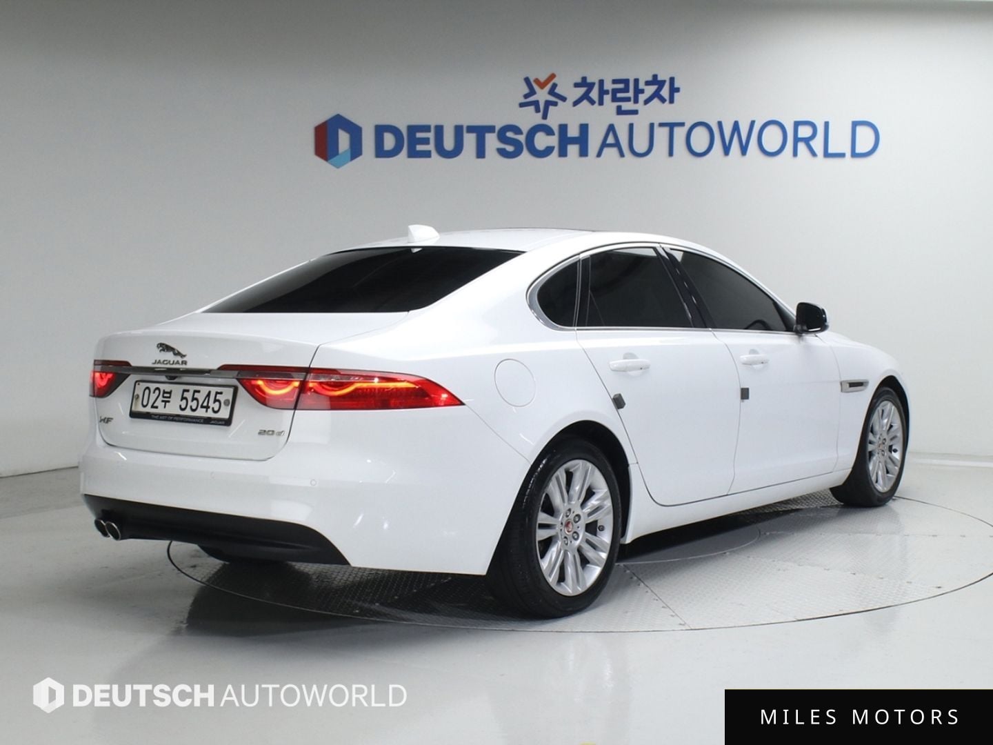Jaguar XF (X260) 2018 — миниатюра 2