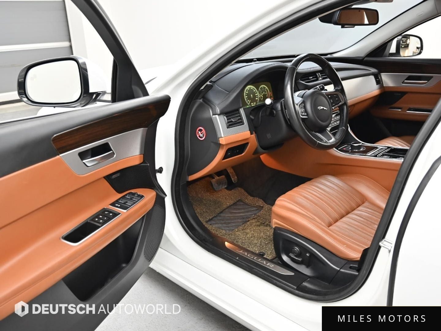 Jaguar XF (X260) 2018 — миниатюра 11