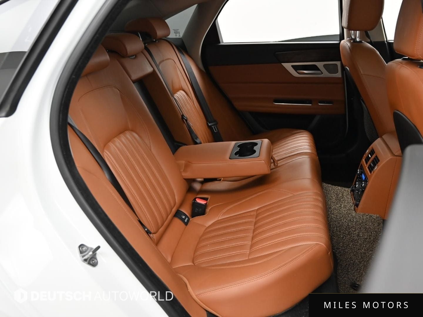 Jaguar XF (X260) 2018 — миниатюра 12