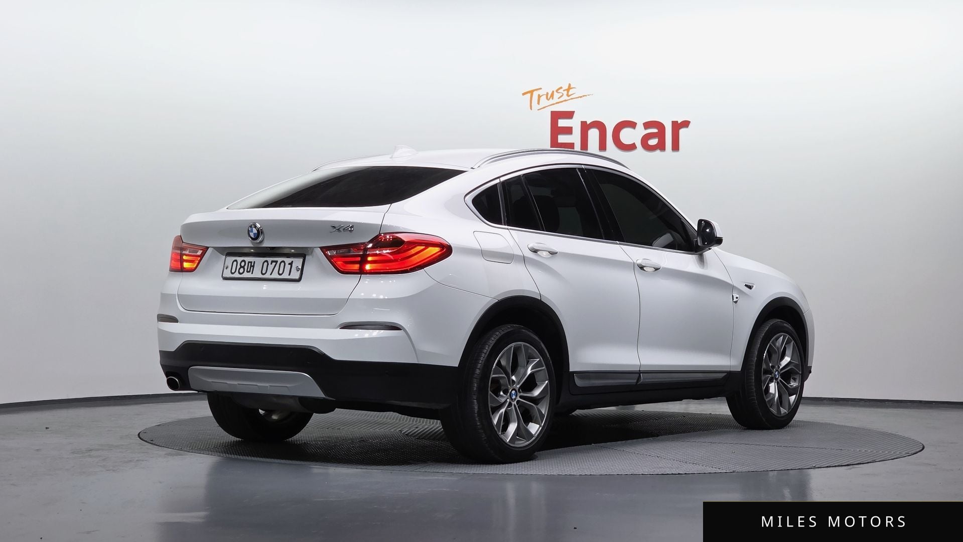 BMW X4 (F26) 2016 — миниатюра 2