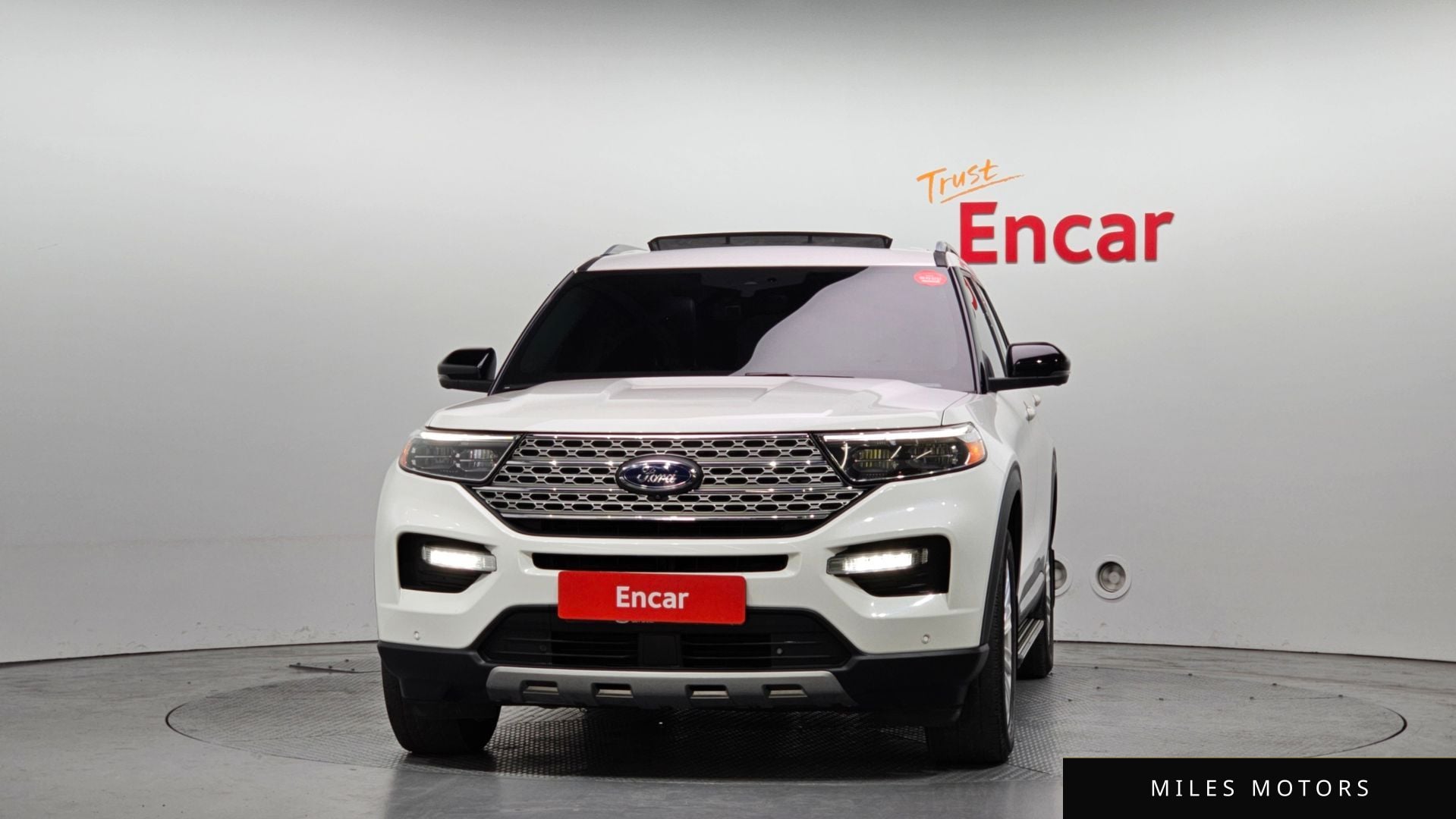 Ford Explorer 2022 — миниатюра 3