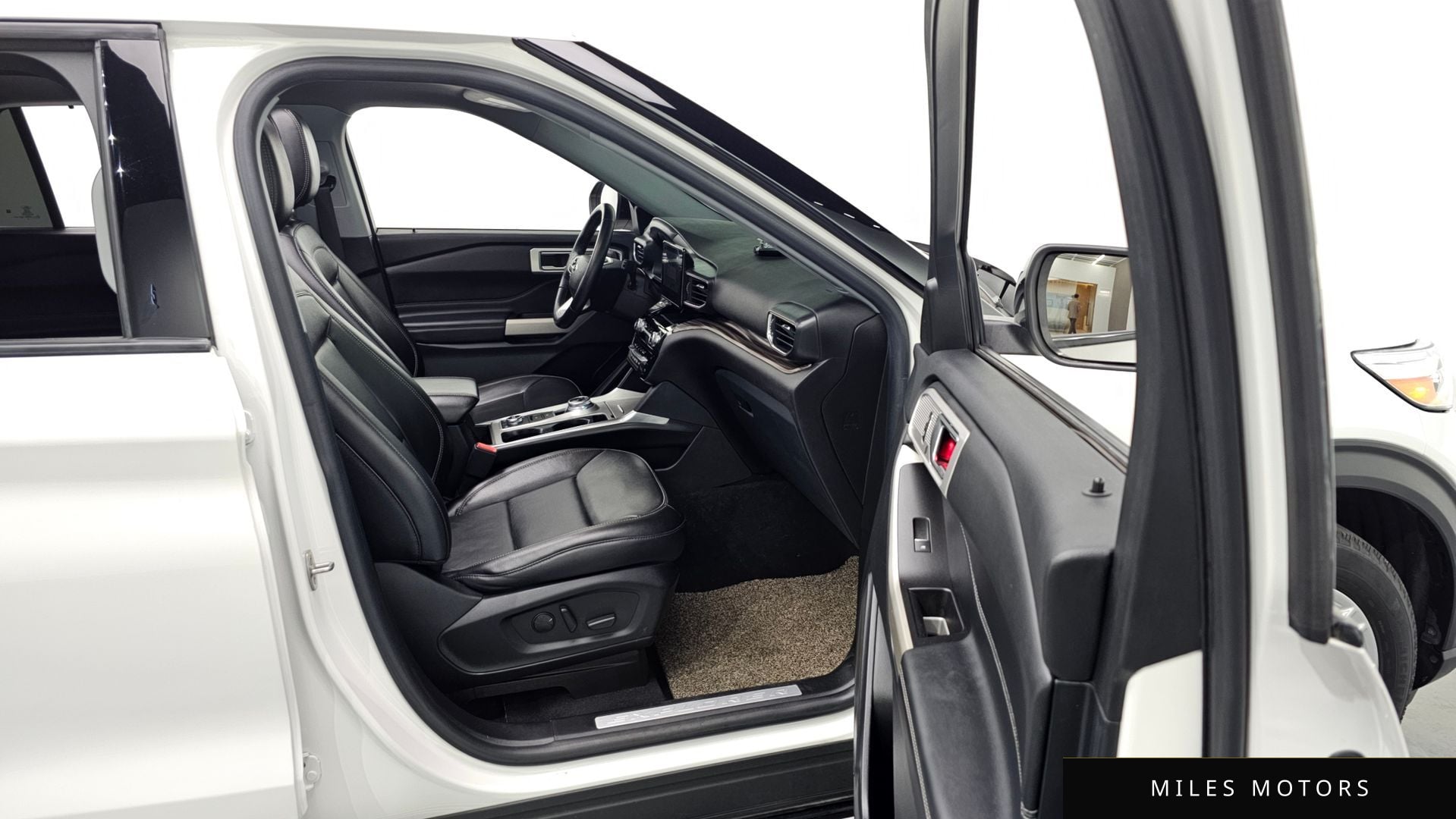 Ford Explorer 2022 — миниатюра 11