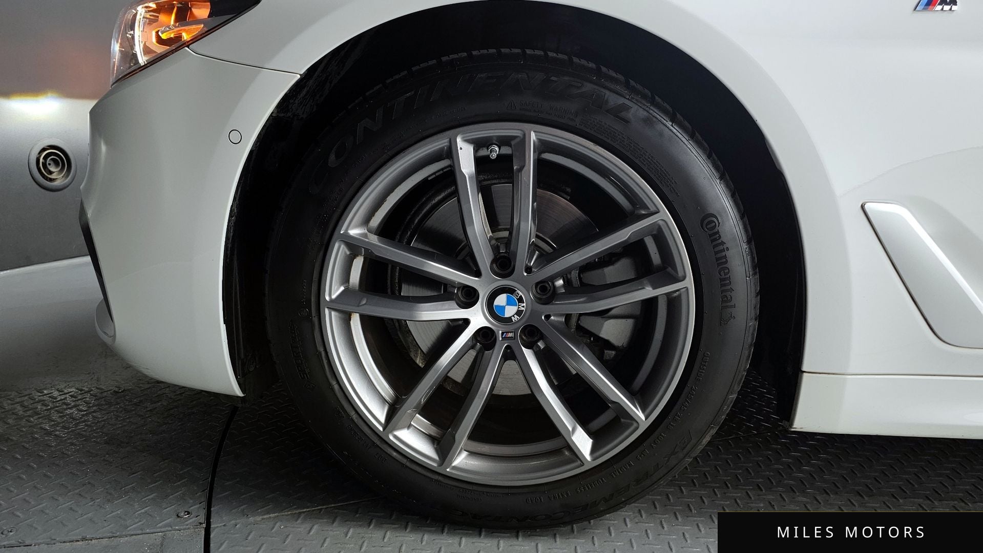BMW 5시리즈 (G30) 2018 — миниатюра 5
