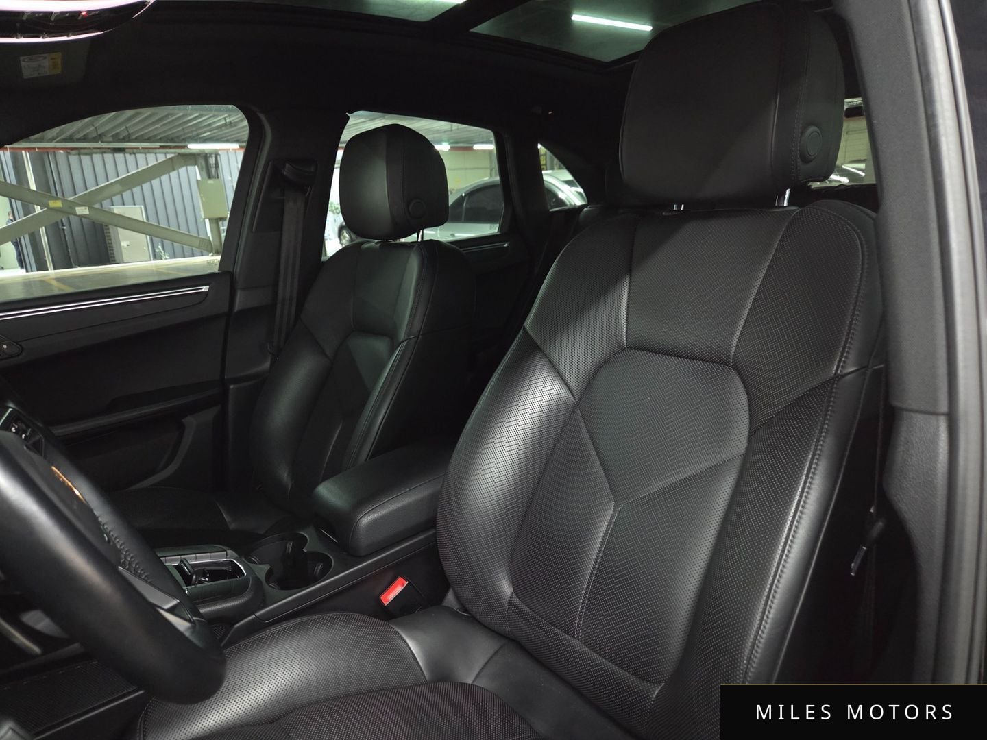 Porsche Macan 2019 — миниатюра 9