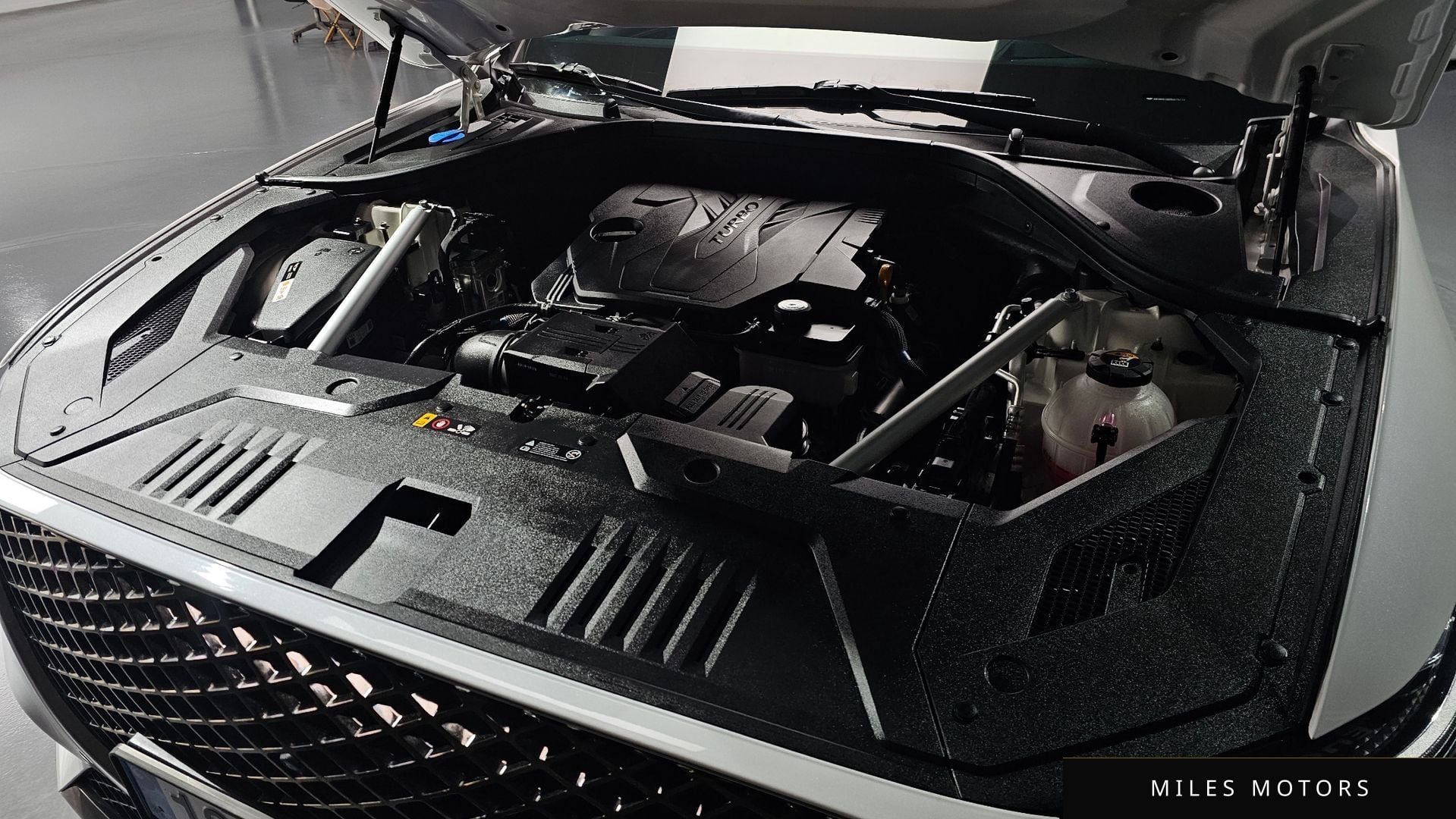 Genesis GV70 2022 — миниатюра 6