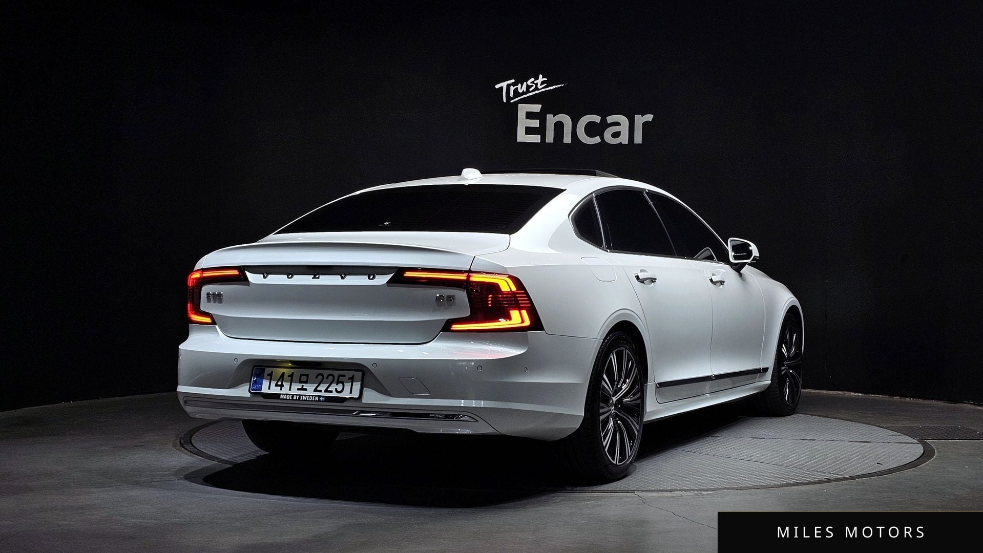 Volvo S90 2021 — миниатюра 2