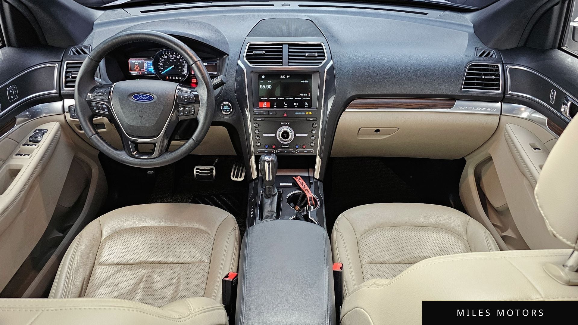 Ford Explorer 2019 — миниатюра 7