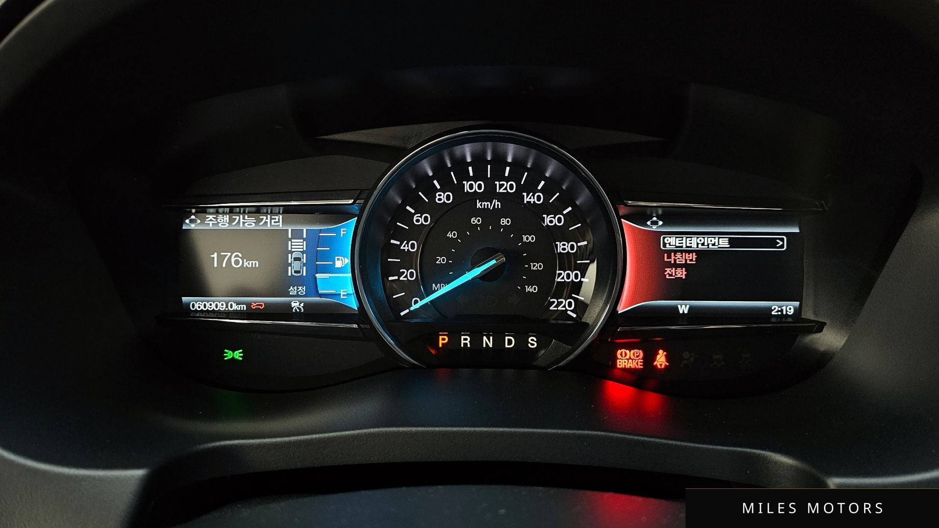 Ford Explorer 2019 — миниатюра 8