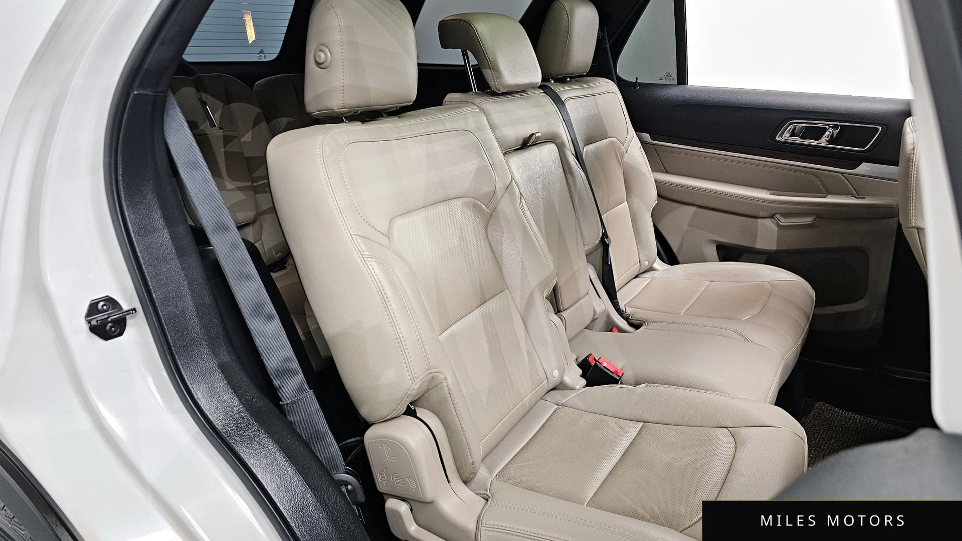 Ford Explorer 2019 — миниатюра 12