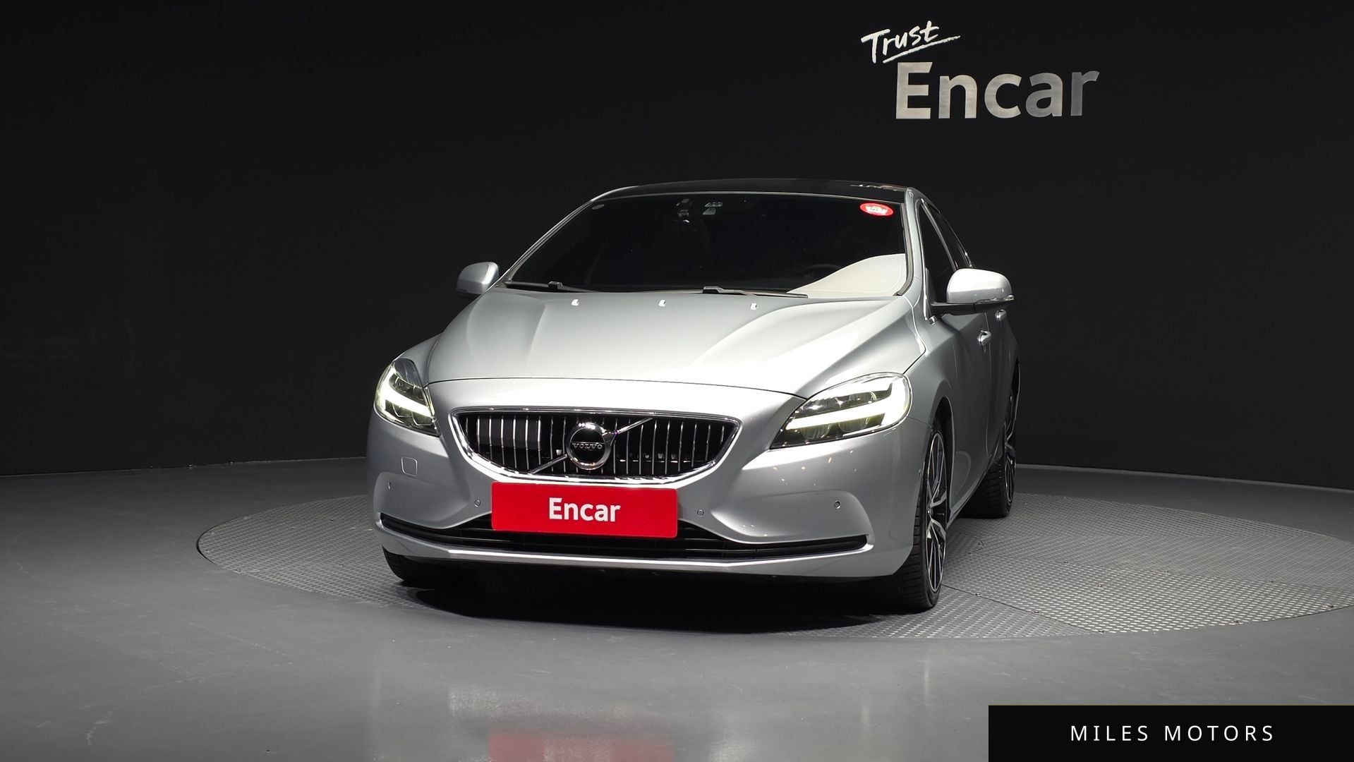 Volvo V40 2018 — миниатюра 3