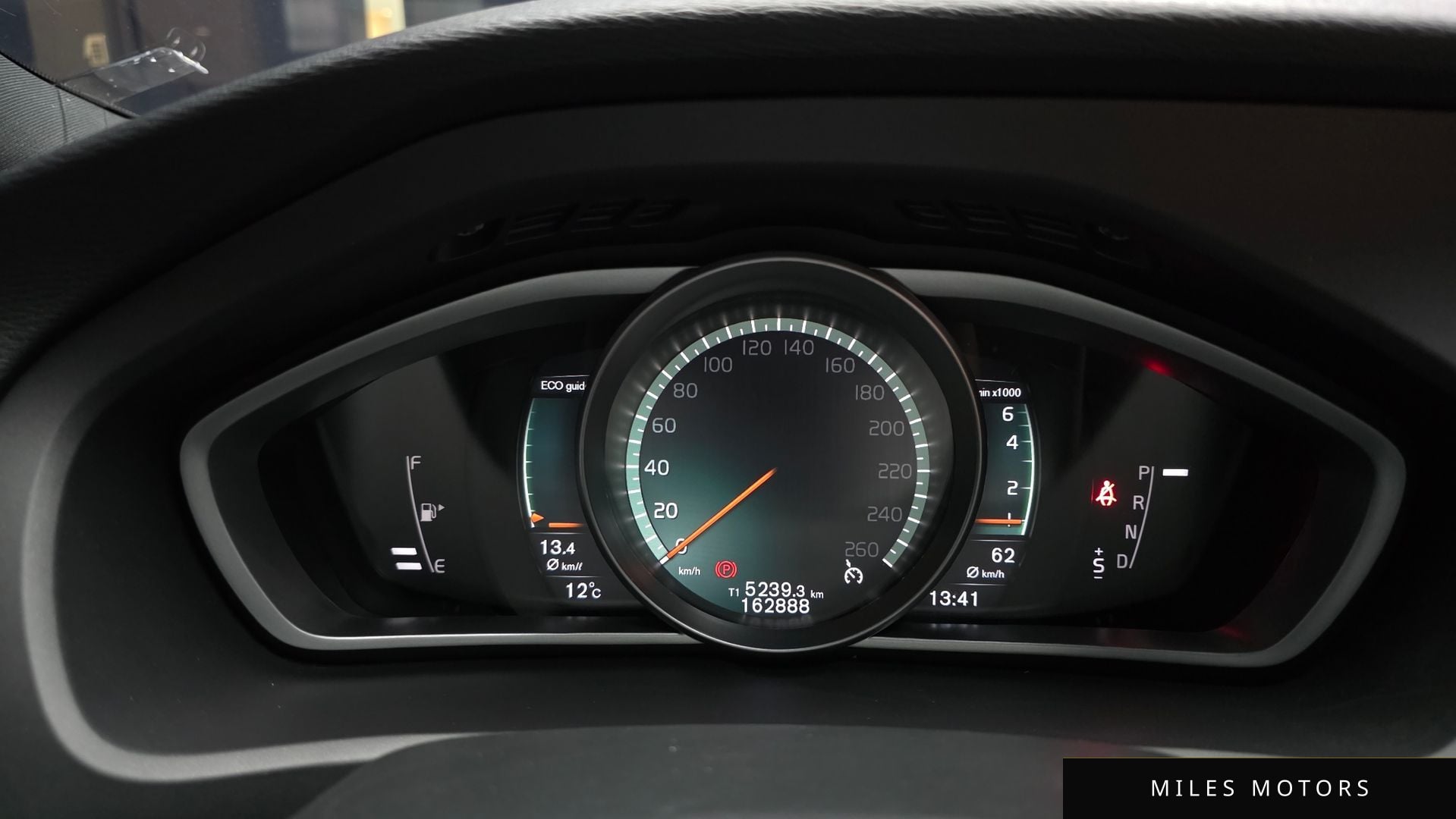 Volvo V40 2018 — миниатюра 8