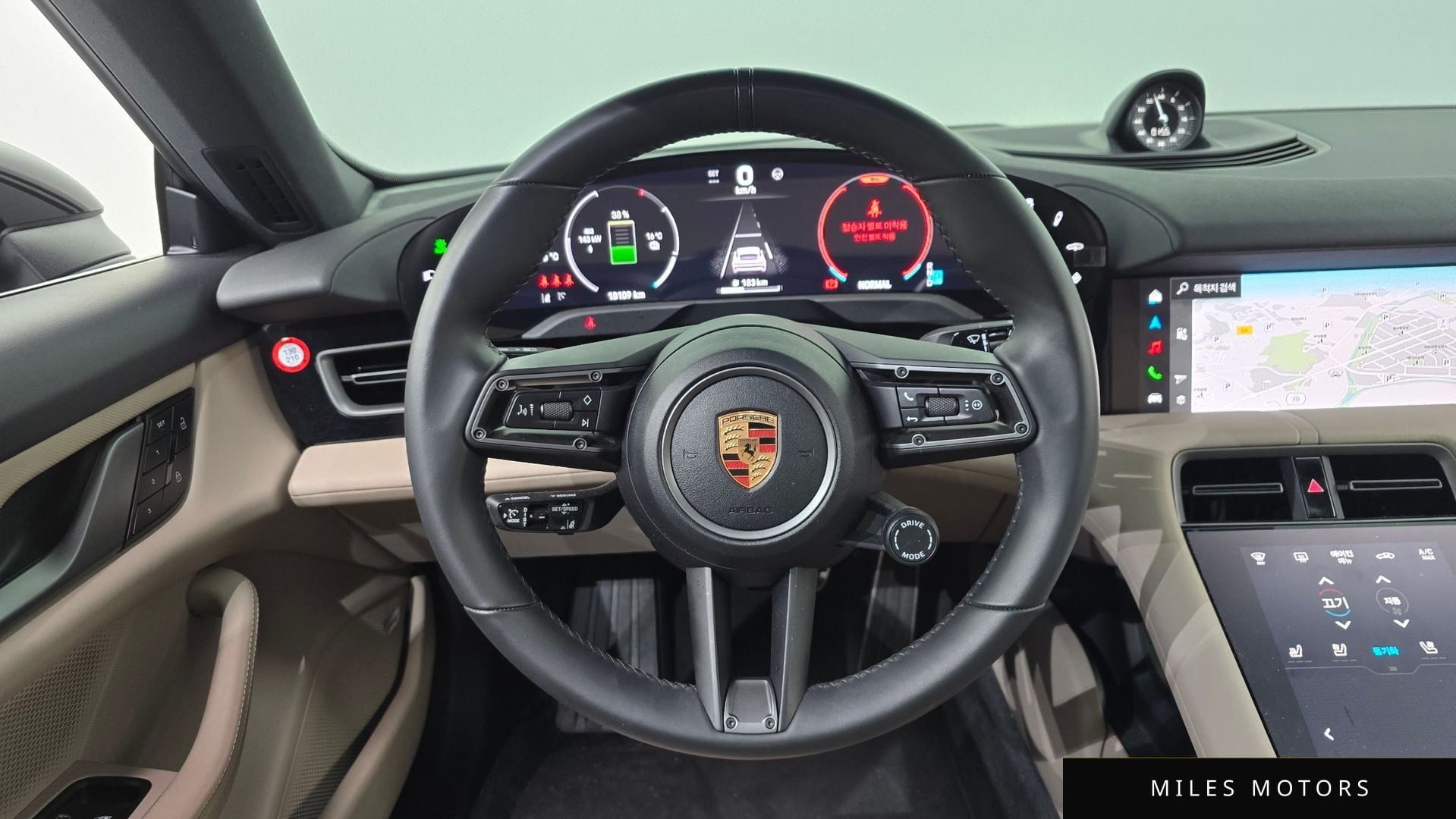 Porsche 타이칸 2025 — миниатюра 13