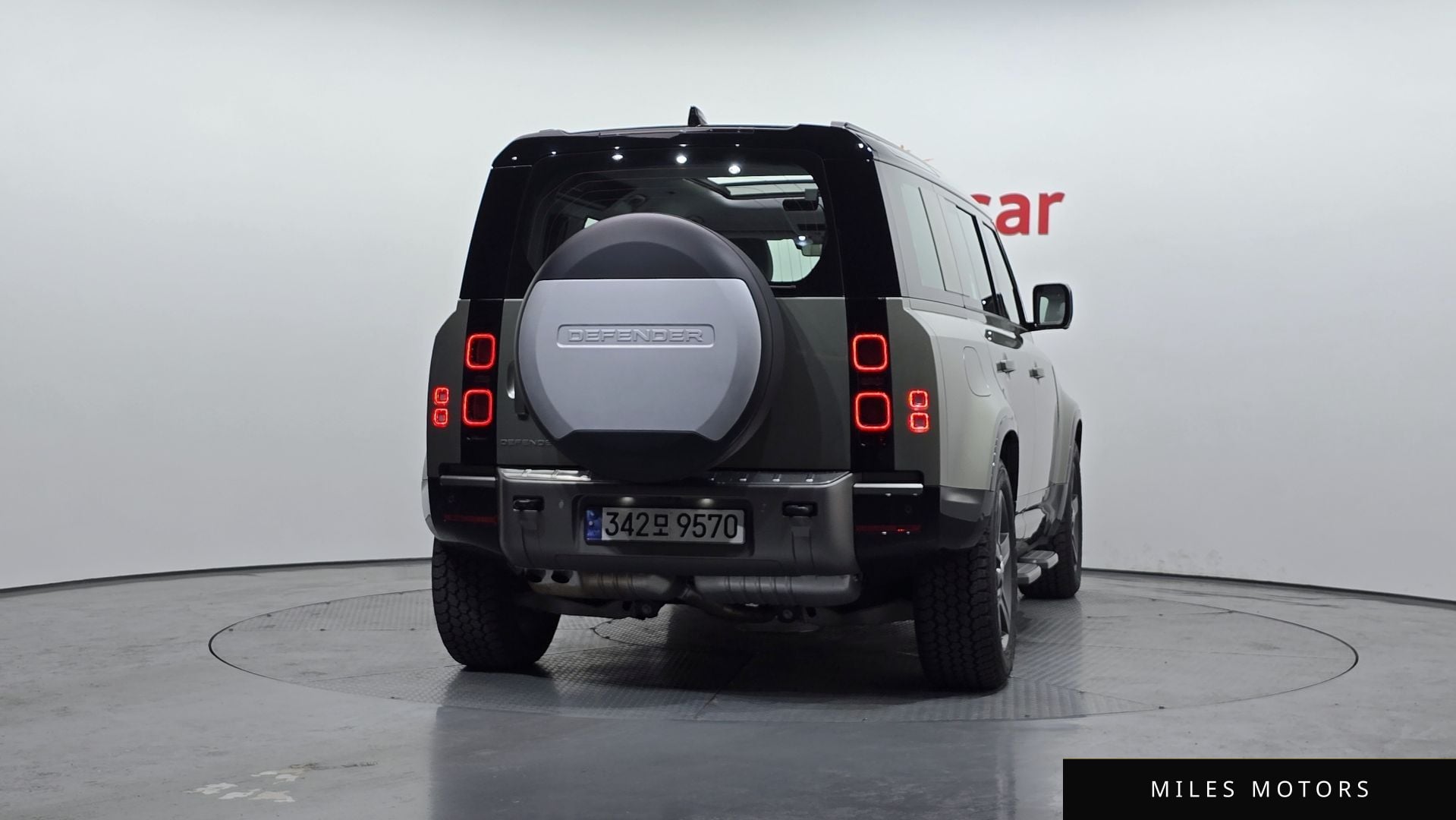 Land Rover 디펜더 (L663) 2025 — миниатюра 4