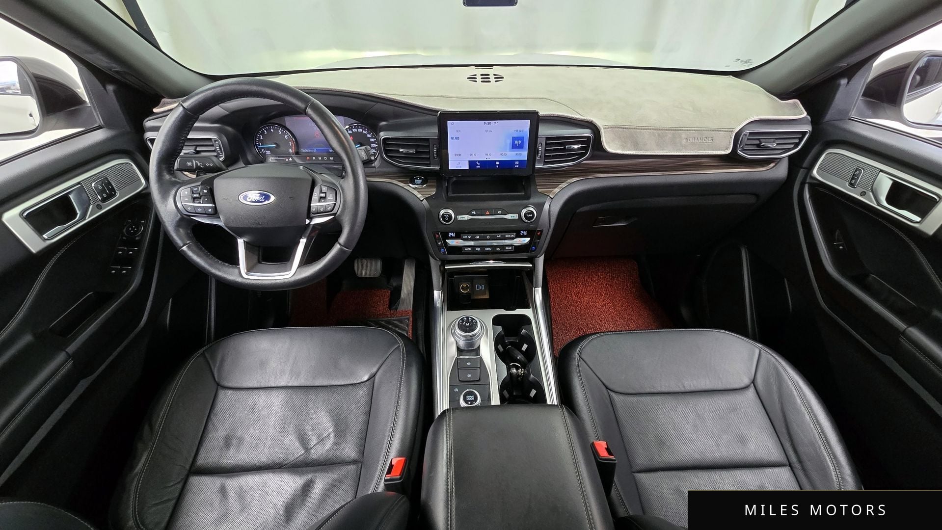 Ford Explorer 2020 — миниатюра 7