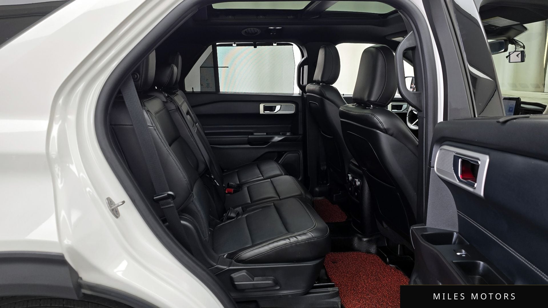 Ford Explorer 2020 — миниатюра 12
