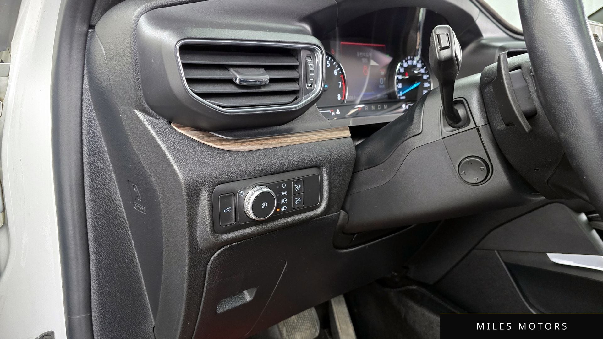 Ford Explorer 2020 — миниатюра 16