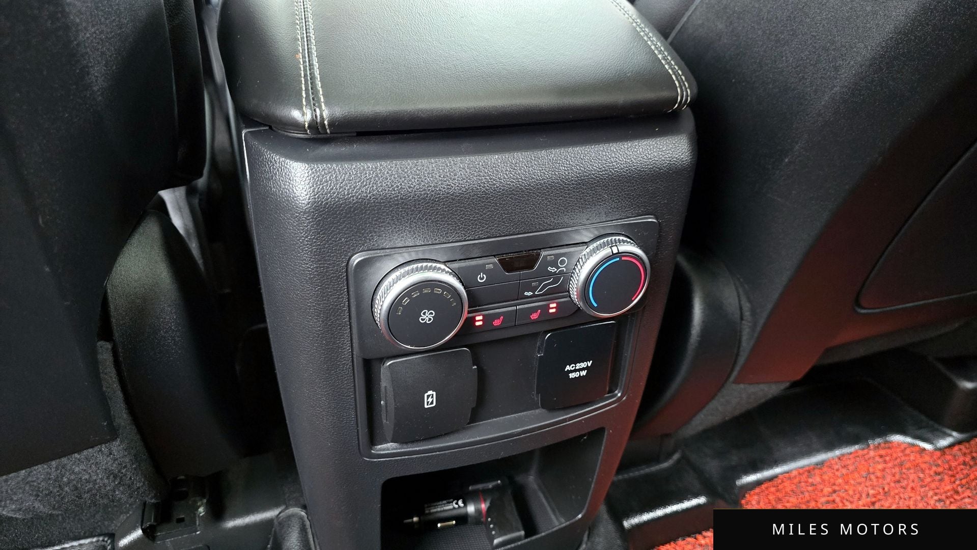 Ford Explorer 2020 — миниатюра 19
