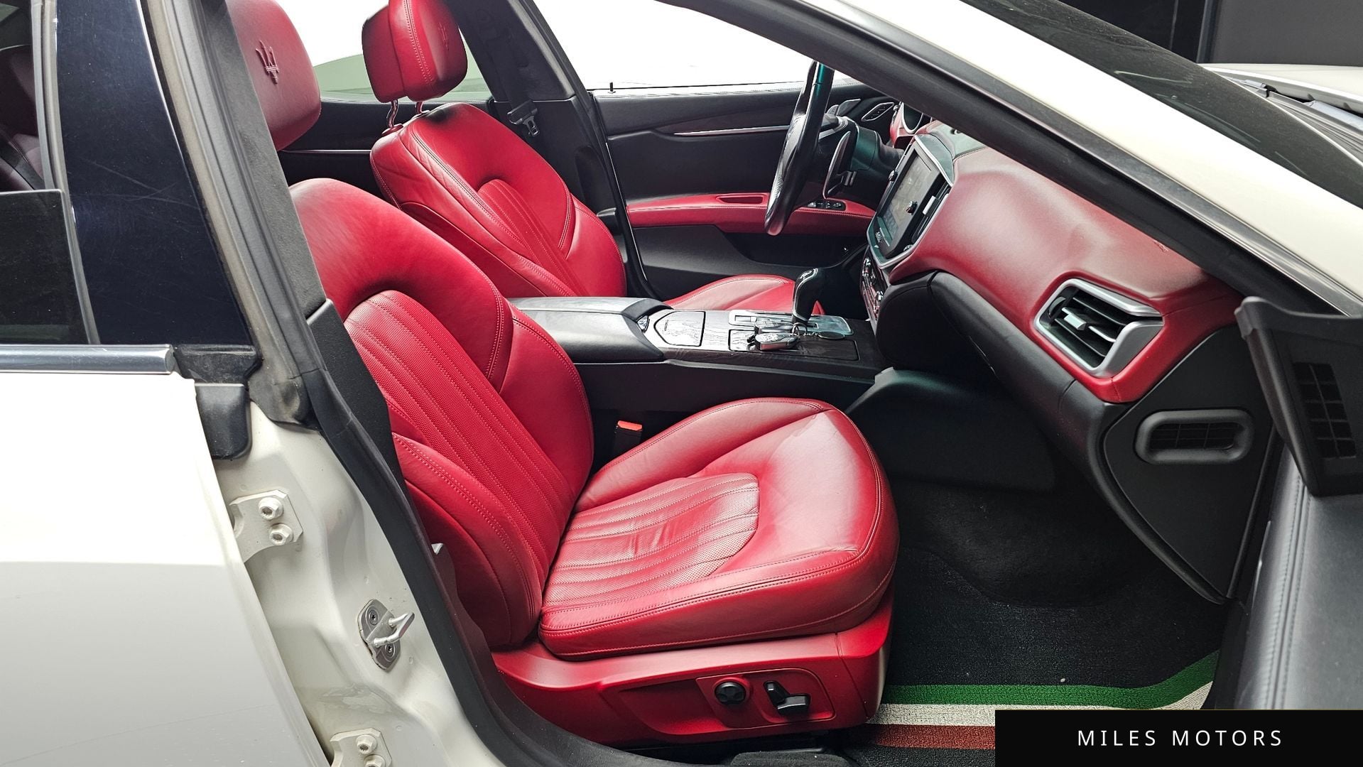 Maserati Ghibli 2014 — миниатюра 10