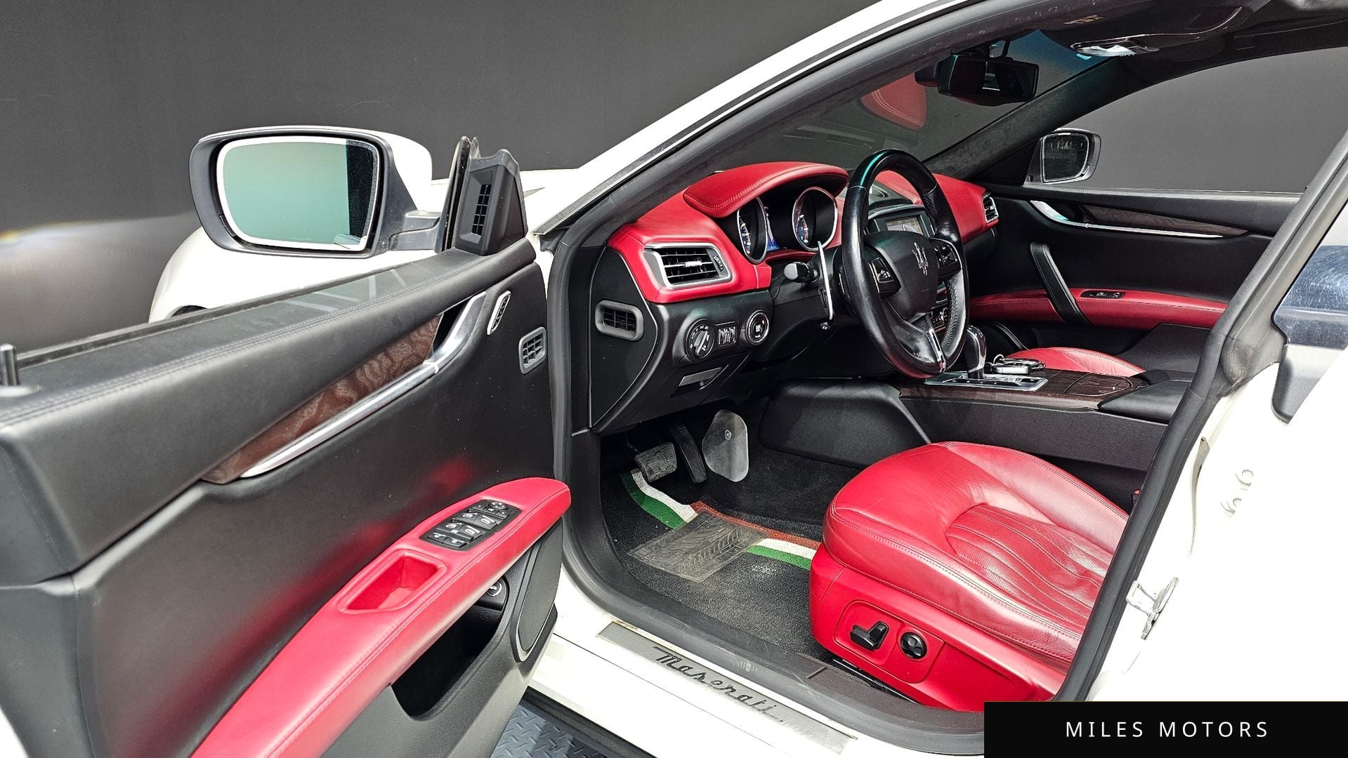 Maserati Ghibli 2014 — миниатюра 11