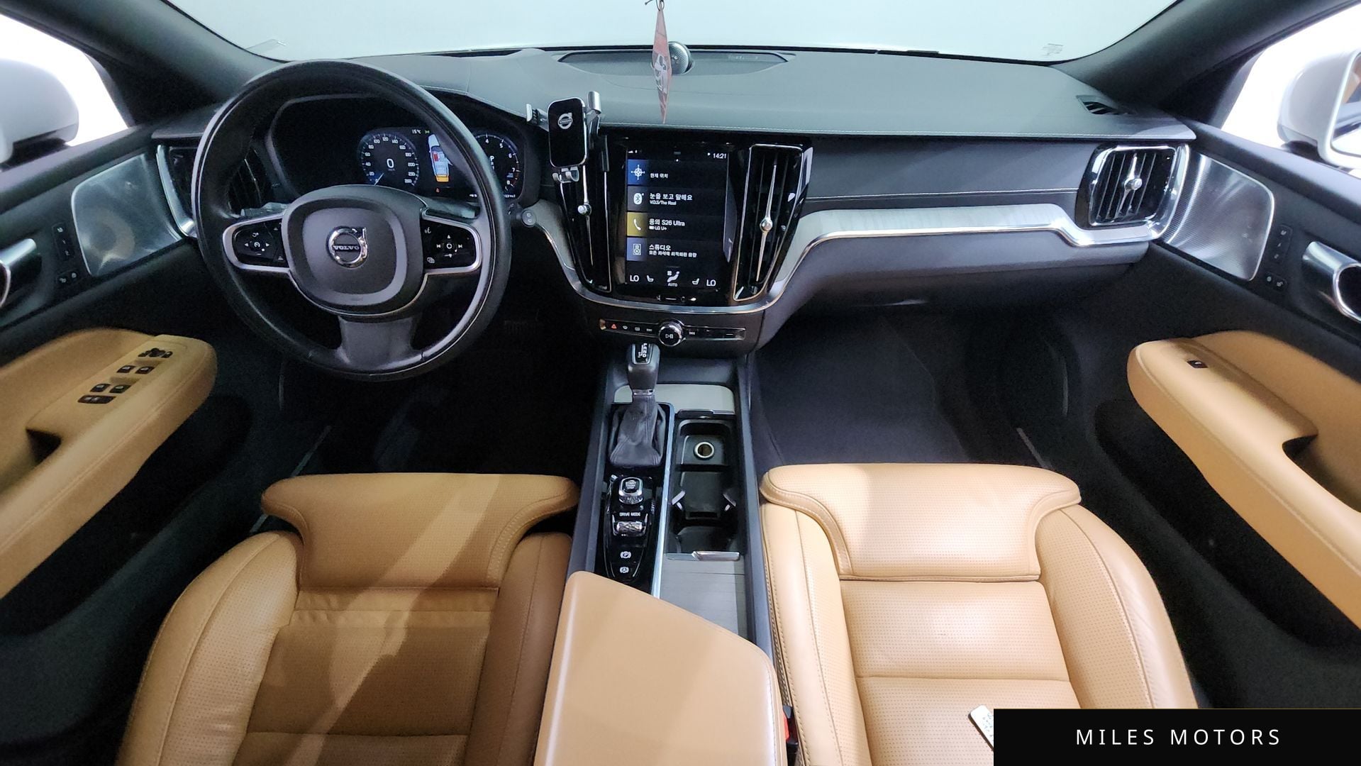 Volvo V60 크로스컨트리 2020 — миниатюра 7