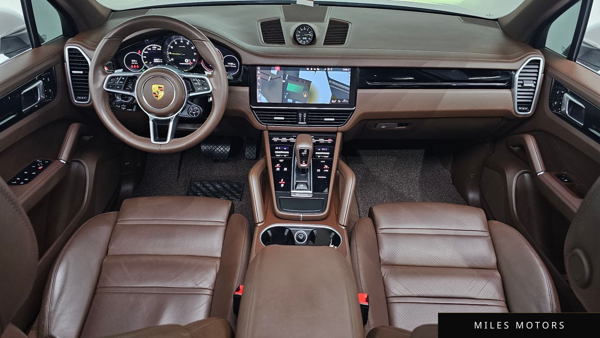 Porsche Cayenne 2021 — миниатюра 7
